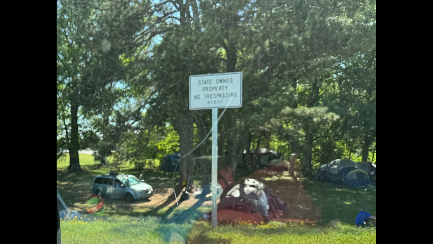 Tent Collection Near US 70/401 Interchange in Garner Deemed Unsafe by Law Enforcement