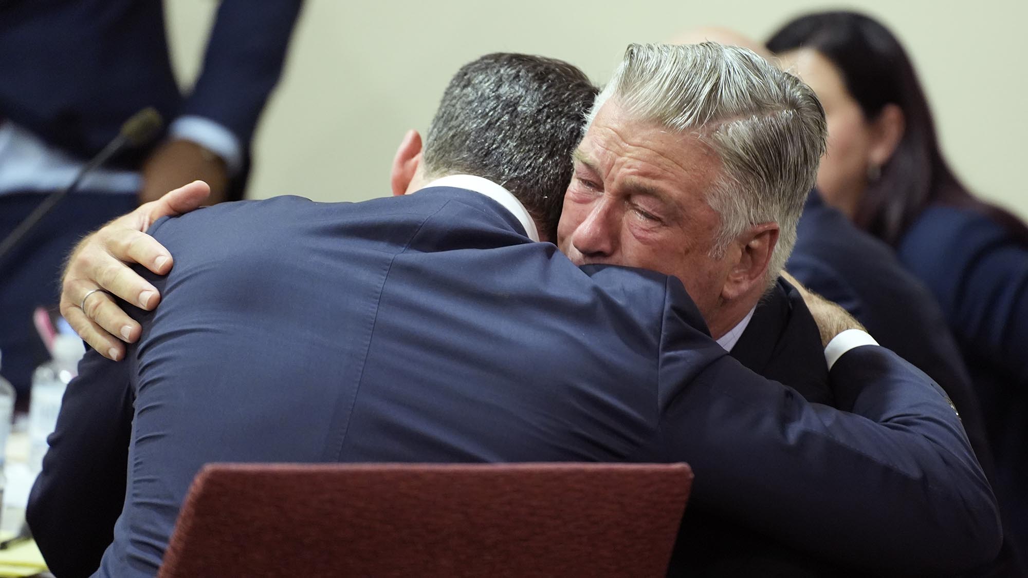 Prosecutor asks for a charge to be reinstated against Alec Baldwin in the ‘Rust’ case