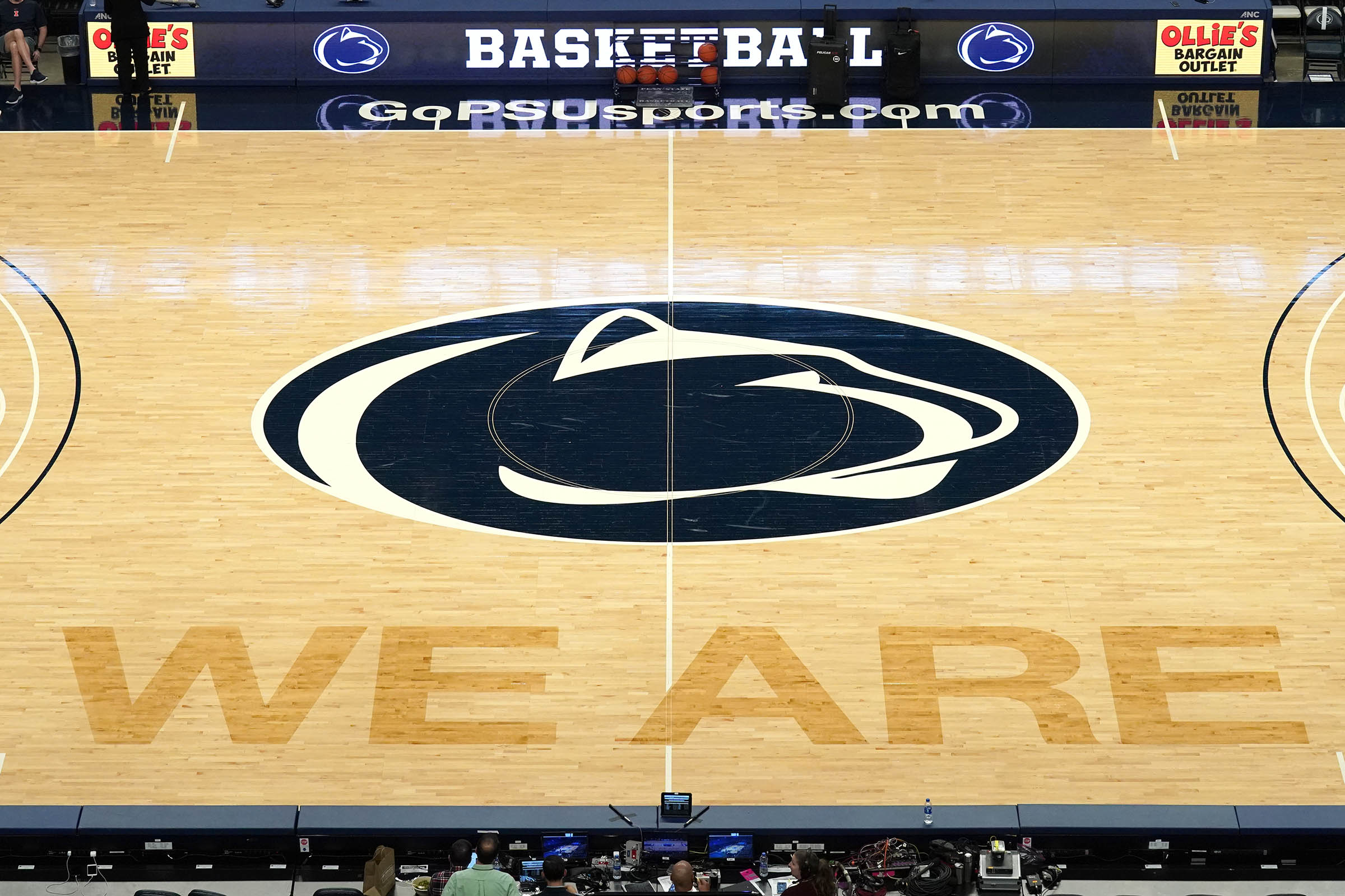 Penn State wins trademark case over retailer’s use of vintage logos, images