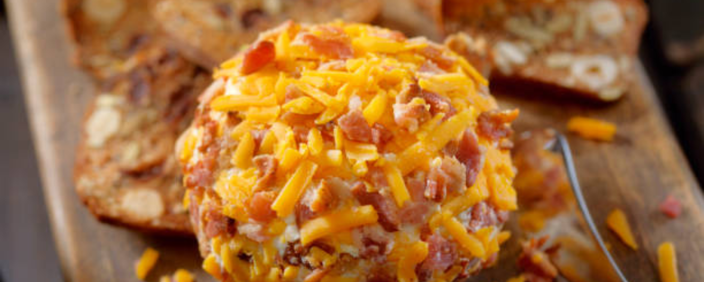 Bacon and Cheddar Cheese Ball